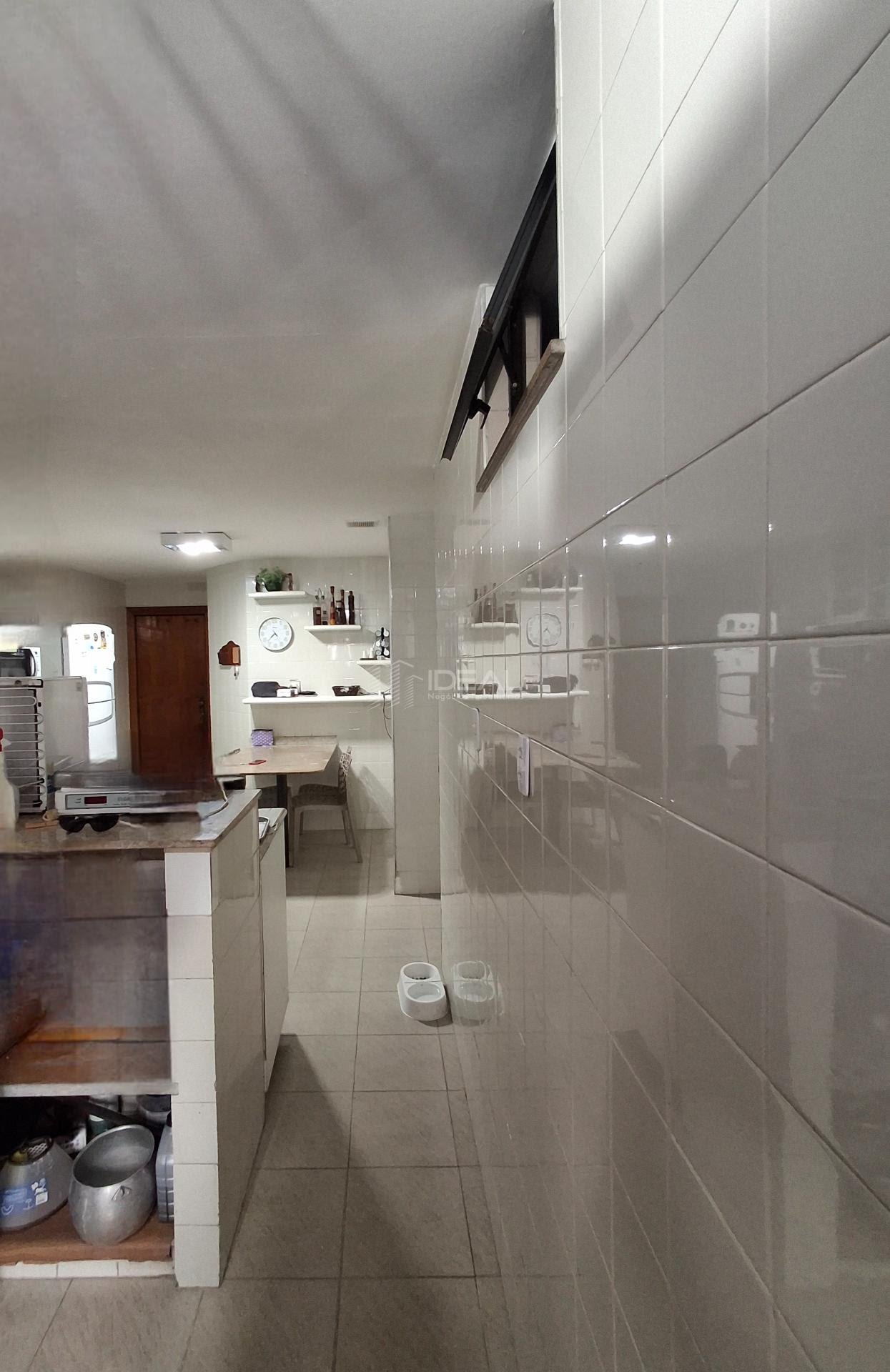 Apartamento à venda com 3 quartos, 1 suíte, 2 vagas e 160m² no Centro, Campos dos Goytacazes (RJ) — foto 13 de 30