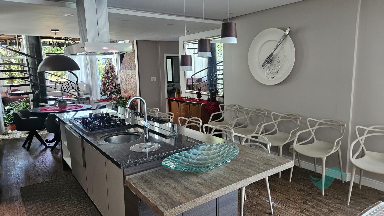 Casa à venda com 5 quartos, 7 banheiros, 4 vagas e 350m² no Jurerê Internacional, Florianópolis (SC) — foto 10 de 30
