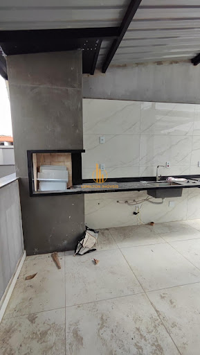 Sobrado à venda no Jd. Bela Vista, Santo André, 3 suítes, 150m²