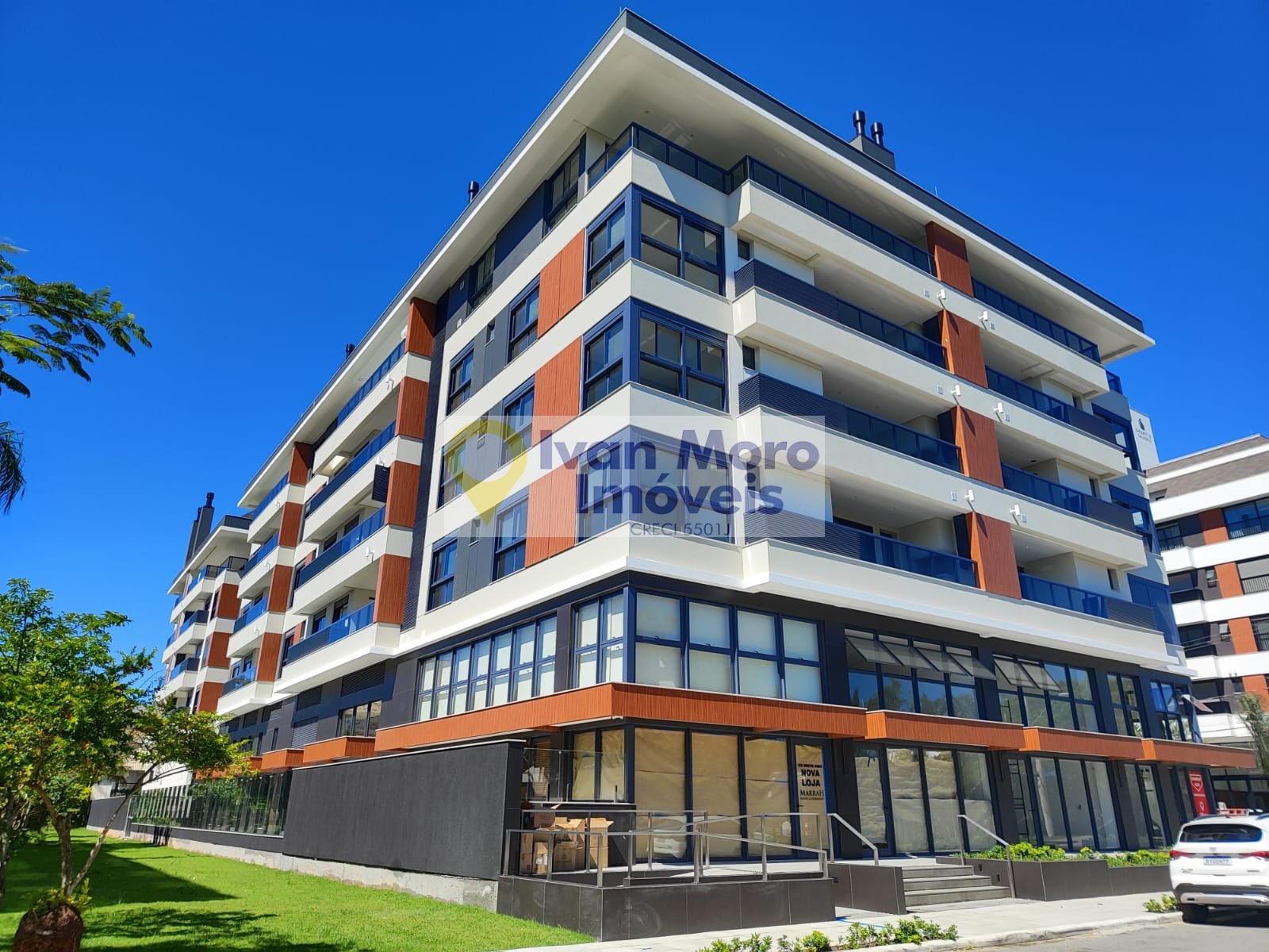 Apartamento à venda com 3 quartos, 3 suítes, 2 vagas e 127m² no Jurerê, Florianópolis (SC) — foto 8 de 12