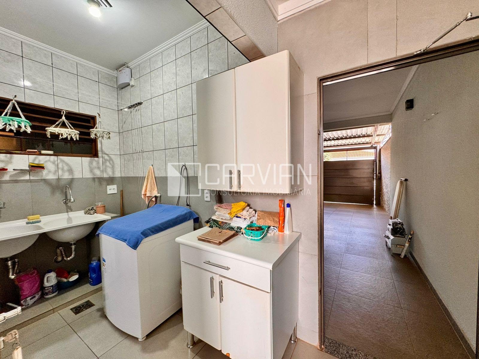 Casa à venda com 3 quartos, 1 suíte, 2 vagas e 250m² no Parque Industrial Lagoinha, Ribeirão Preto (SP) — foto 27 de 30