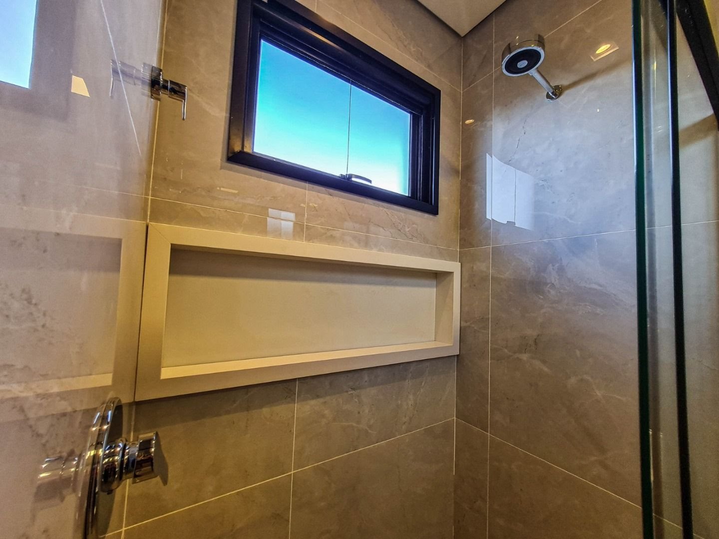 Casa à venda com 3 quartos, 3 suítes, 4 vagas e 204m² no Residencial Alto do Castelo, Ribeirão Preto (SP) — foto 16 de 20