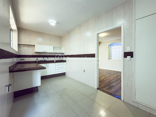 Casa, 5 quartos, 245 m² - Foto 10