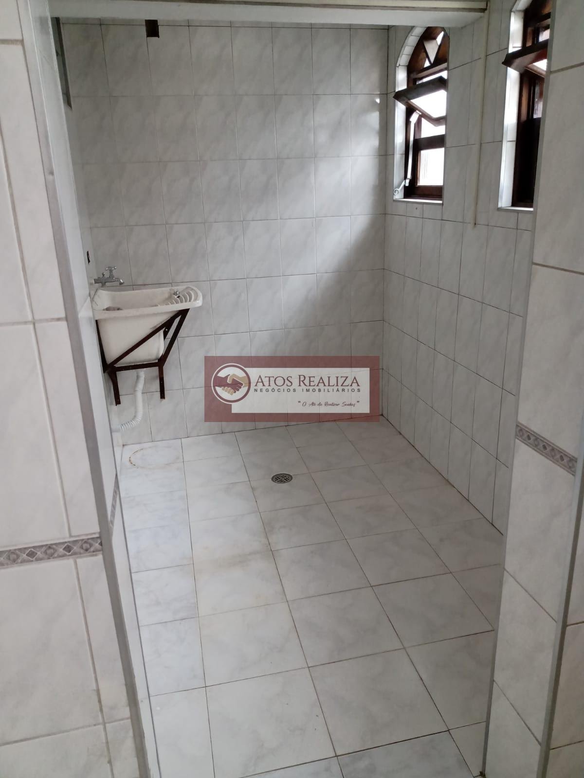 Casa à venda com 4 quartos, 2 banheiros, 2 vagas e 125m² no Jardim Santa Edwiges, São Paulo (SP) — foto 5 de 17