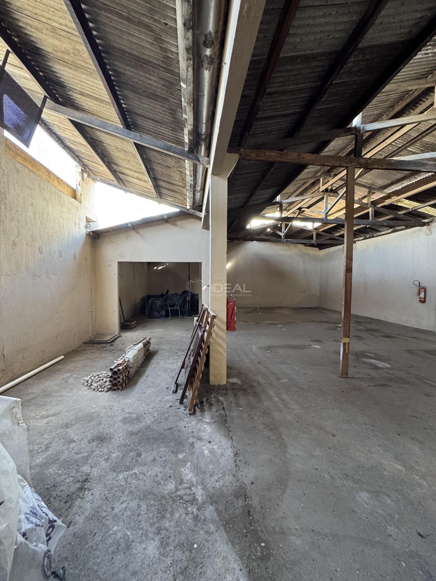 Comercial para alugar com 1 banheiro, 2 vagas e 269m² no Parque Leopoldina, Campos dos Goytacazes (RJ) — foto 15 de 18
