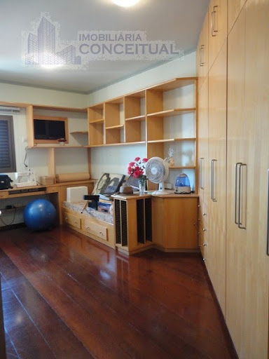 Quarto 2 Armários
