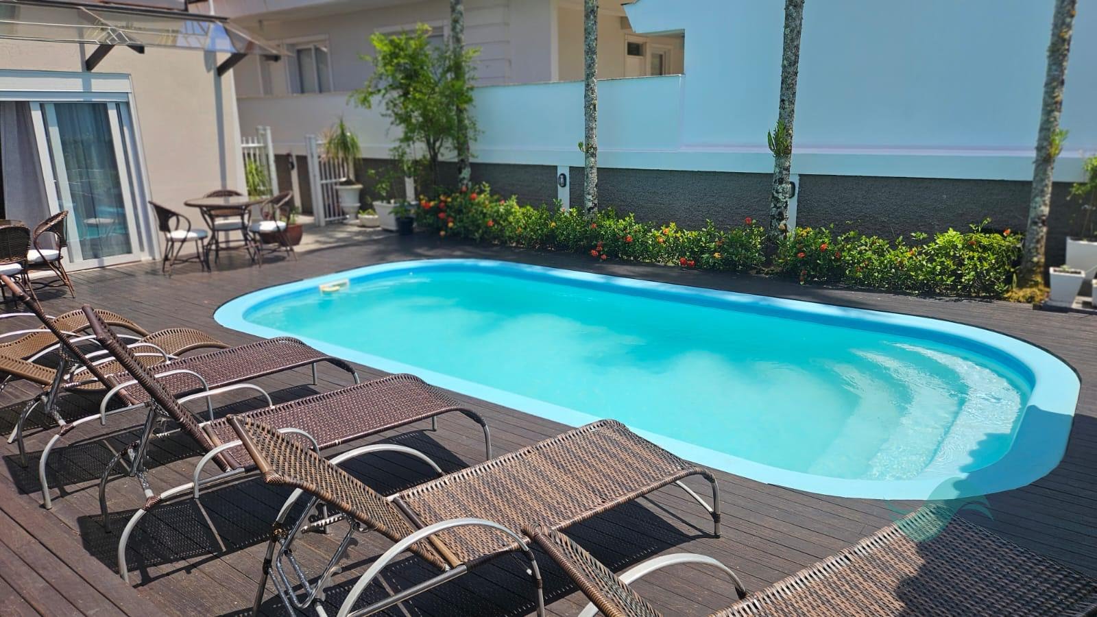 Casa à venda com 5 quartos, 7 banheiros, 4 vagas e 350m² no Jurerê Internacional, Florianópolis (SC) — foto 28 de 30