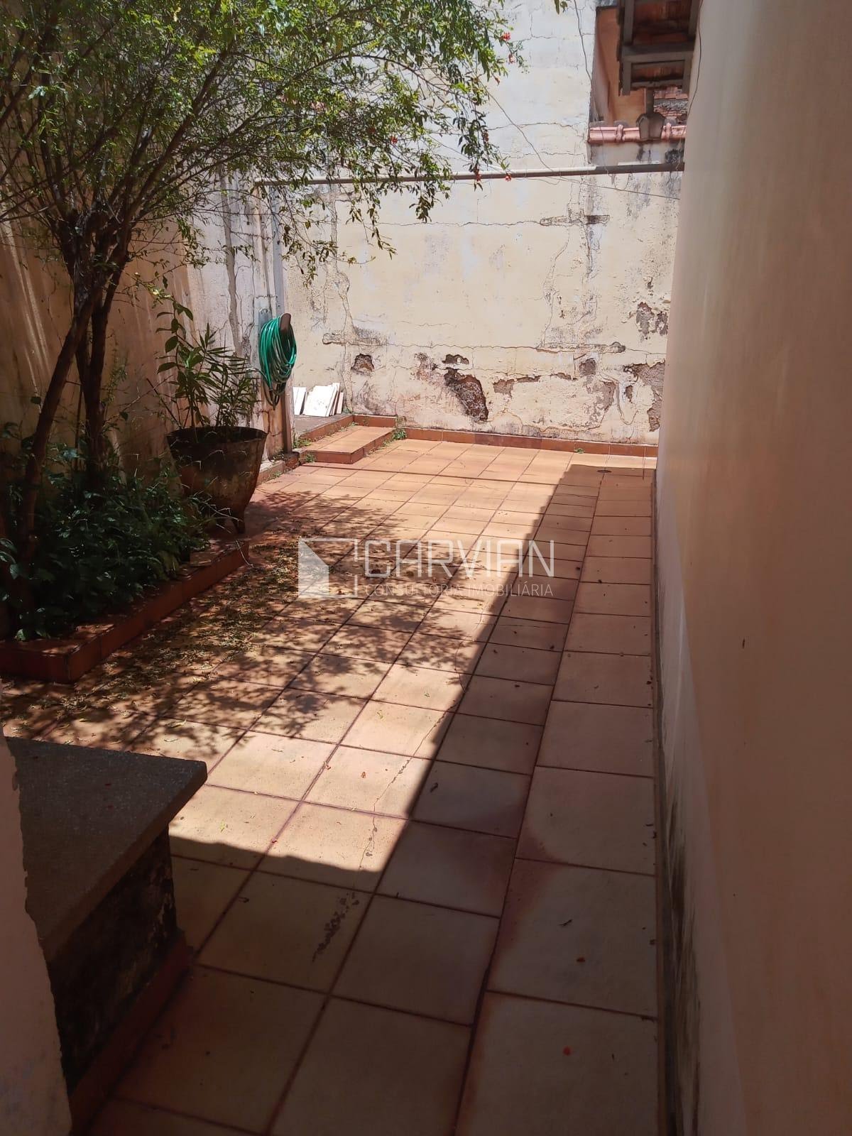 Casa à venda com 3 quartos, 2 banheiros, 2 vagas e 142m² no Jardim Castelo Branco, Ribeirão Preto (SP) — foto 9 de 10