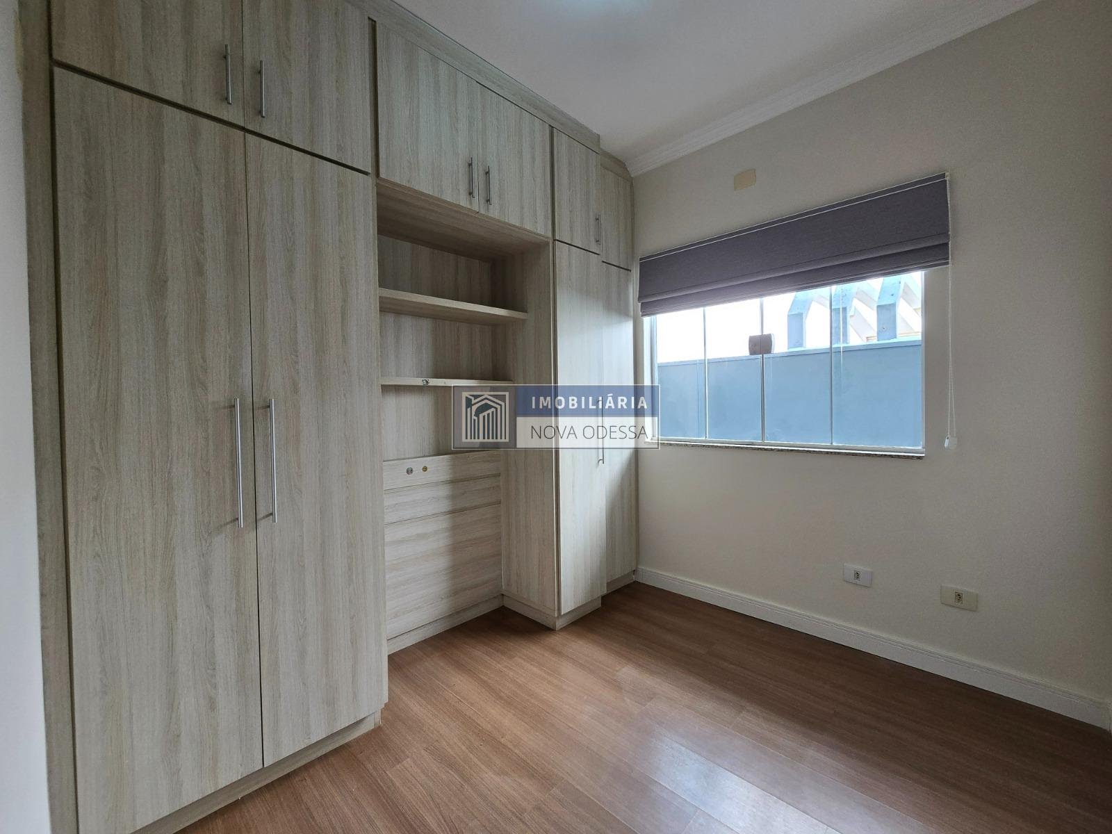 Casa à venda com 4 quartos, 1 suíte, 2 vagas e 220m² no Jardim Primavera, Nova Odessa (SP) — foto 5 de 24