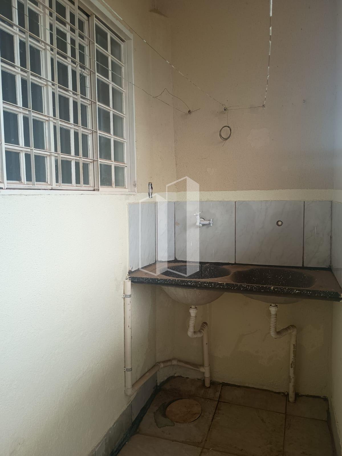 Casa para alugar com 1 quarto, 1 banheiro, 1 vaga e 50m² no Vila Alto da Glória, Goiânia (GO) — foto 8 de 14