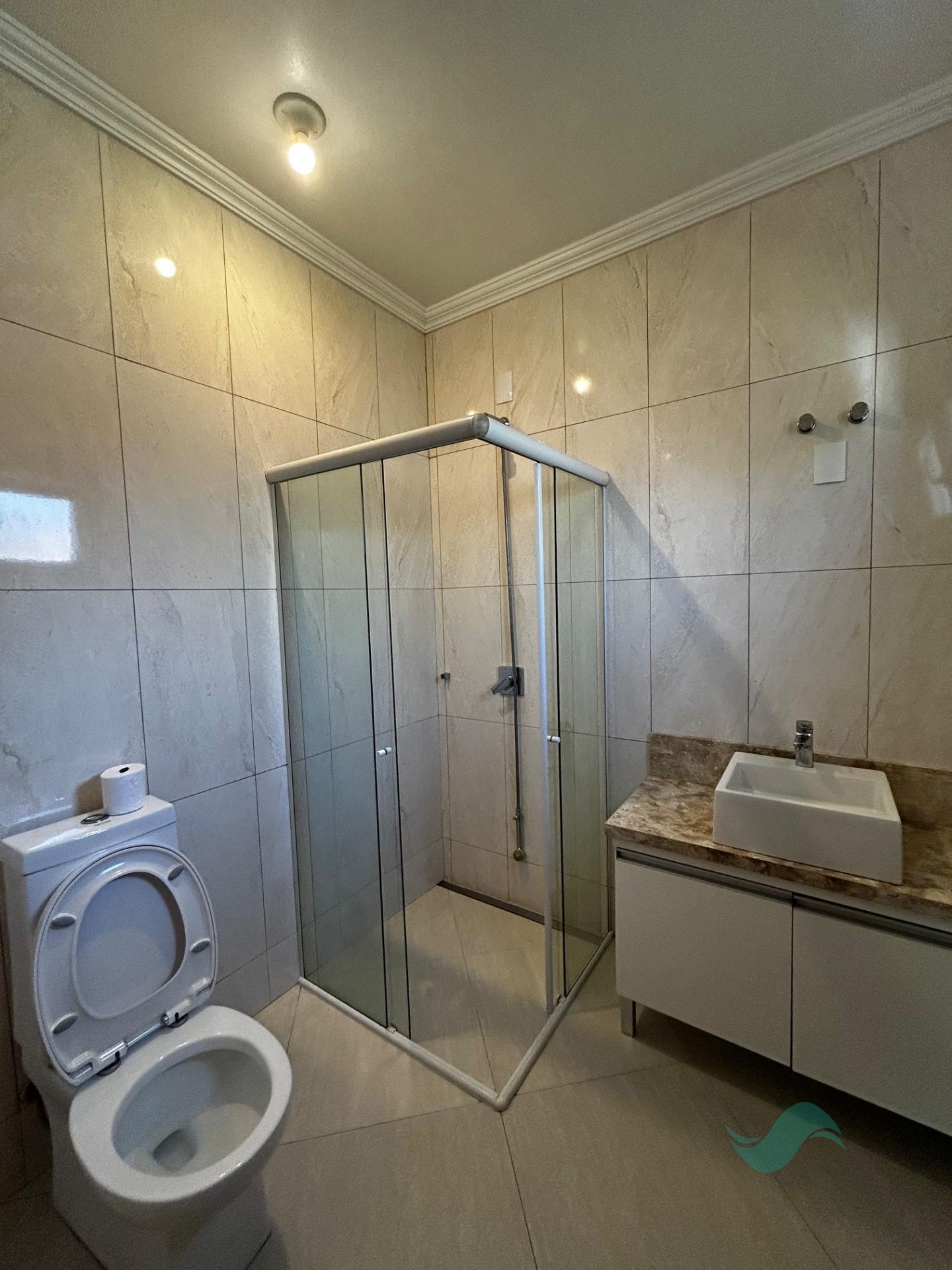 Casa à venda com 4 suítes, 2 vagas e 250m² no Ratones, Florianópolis (SC) — foto 18 de 20