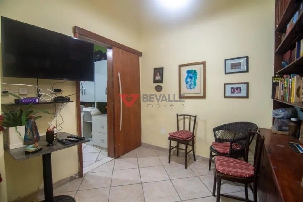 Casa à venda com 6 quartos, 3 suítes e 300m² no Botafogo, Rio de Janeiro (RJ) — foto 9 de 28