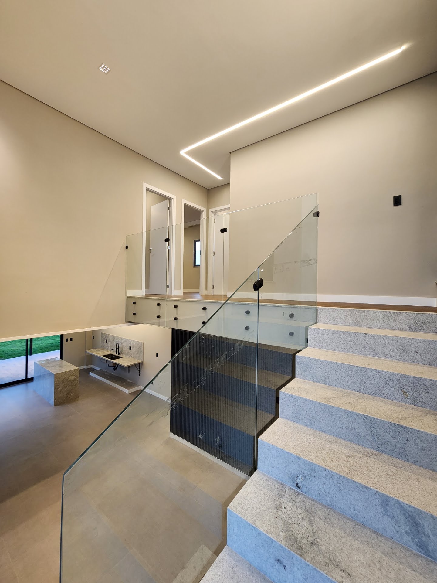 Casa à venda com 4 quartos, 3 suítes, 2 vagas e 402m² no Sim, Feira de Santana (BA) — foto 14 de 23