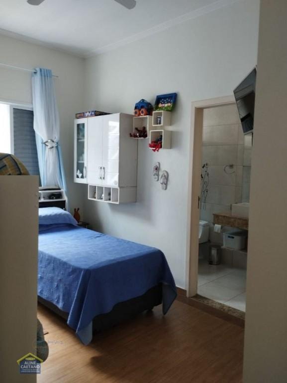 Casa à venda com 3 quartos, 3 suítes, 4 vagas e 171m² no Balneario Flórida, Praia Grande (SP) — foto 11 de 30
