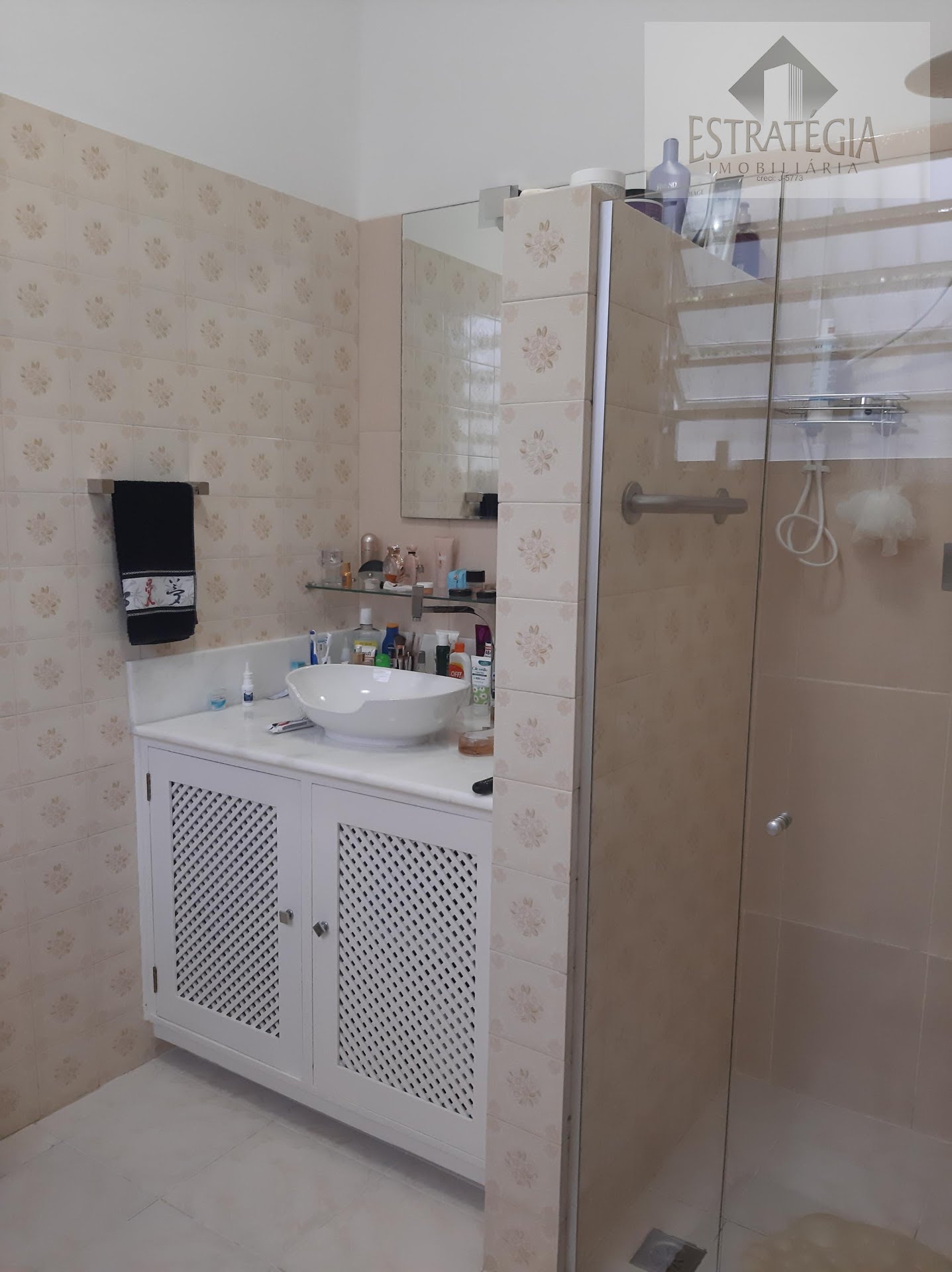 Casa à venda com 3 quartos, 1 suíte, 1 vaga e 190m² no Valparaíso, Petrópolis (RJ) — foto 8 de 30