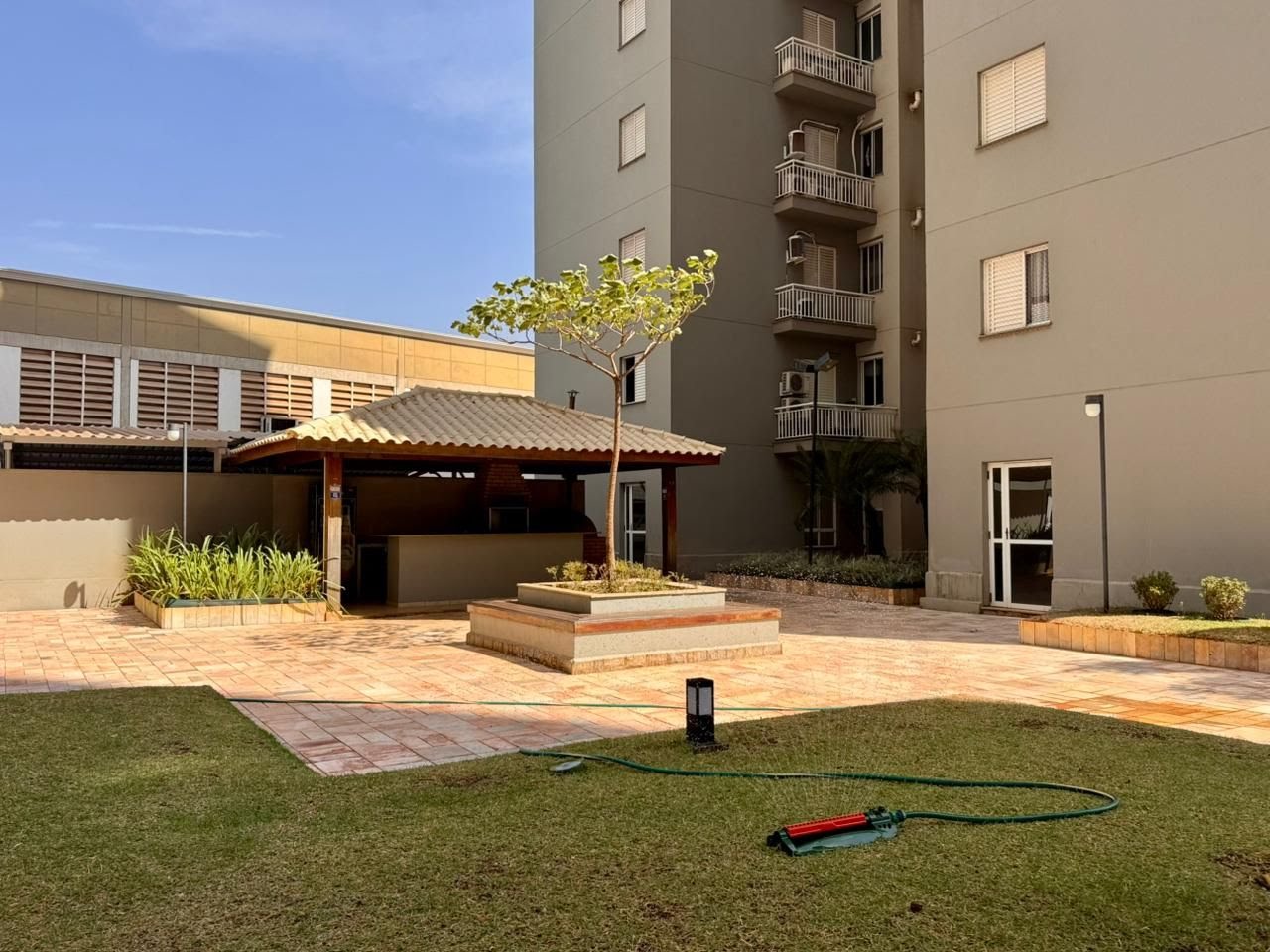 Apartamento à venda com 4 quartos, 3 suítes, 2 vagas e 101m² no Nova Aliança, Ribeirão Preto (SP) — foto 3 de 30