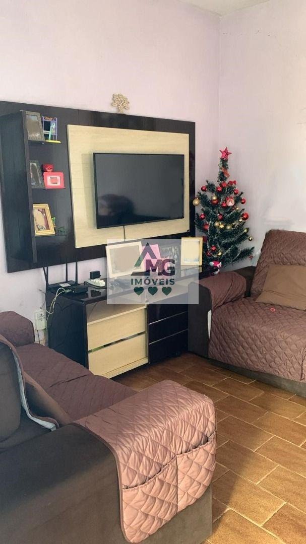 Casa à venda com 4 quartos, 1 suíte, 2 vagas e 200m² no Vila Bela Vista, Três Corações (MG) — foto 2 de 30