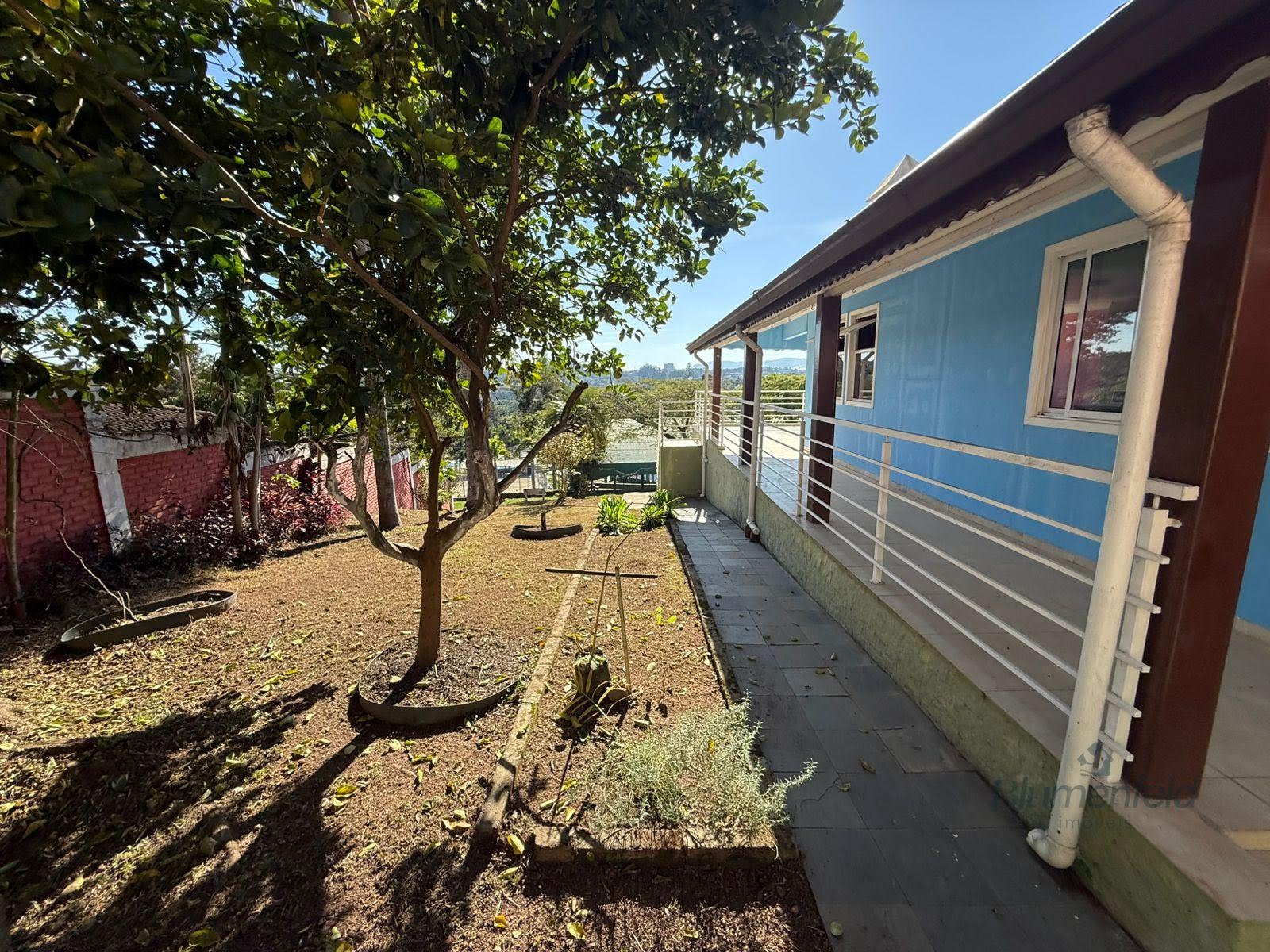 Casa à venda com 3 quartos, 1 suíte, 3 vagas e 305m² no Arujá Country Club, Arujá (SP) — foto 5 de 25
