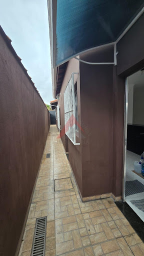Casa na Av. Delegado Valdemar Gomes Pinto - Extrema