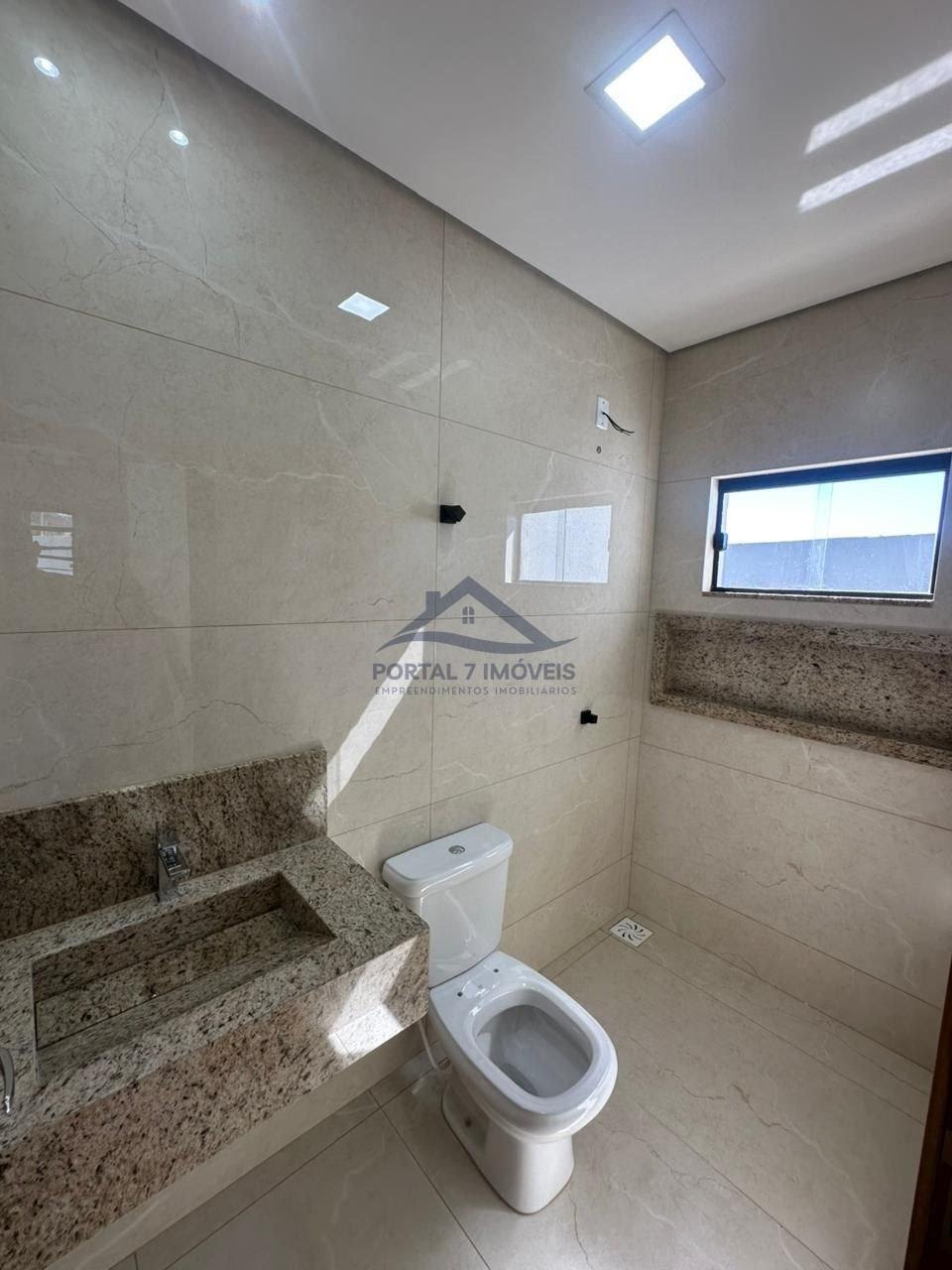 Casa à venda com 3 quartos, 1 suíte, 2 vagas e 98m² no Flórida, Sete Lagoas (MG) — foto 7 de 13