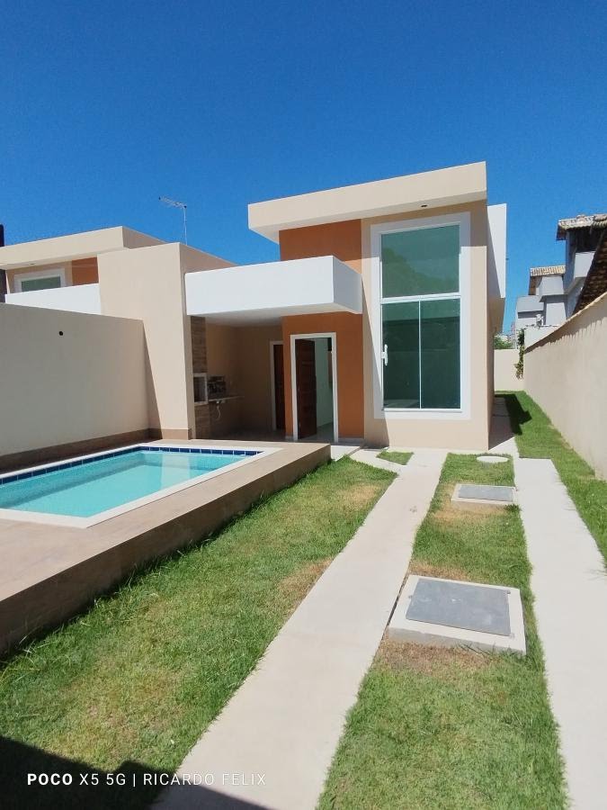 Casa à venda com 3 quartos, 1 suíte, 2 vagas e 210m² no Village, Rio das Ostras (RJ) — foto 3 de 8