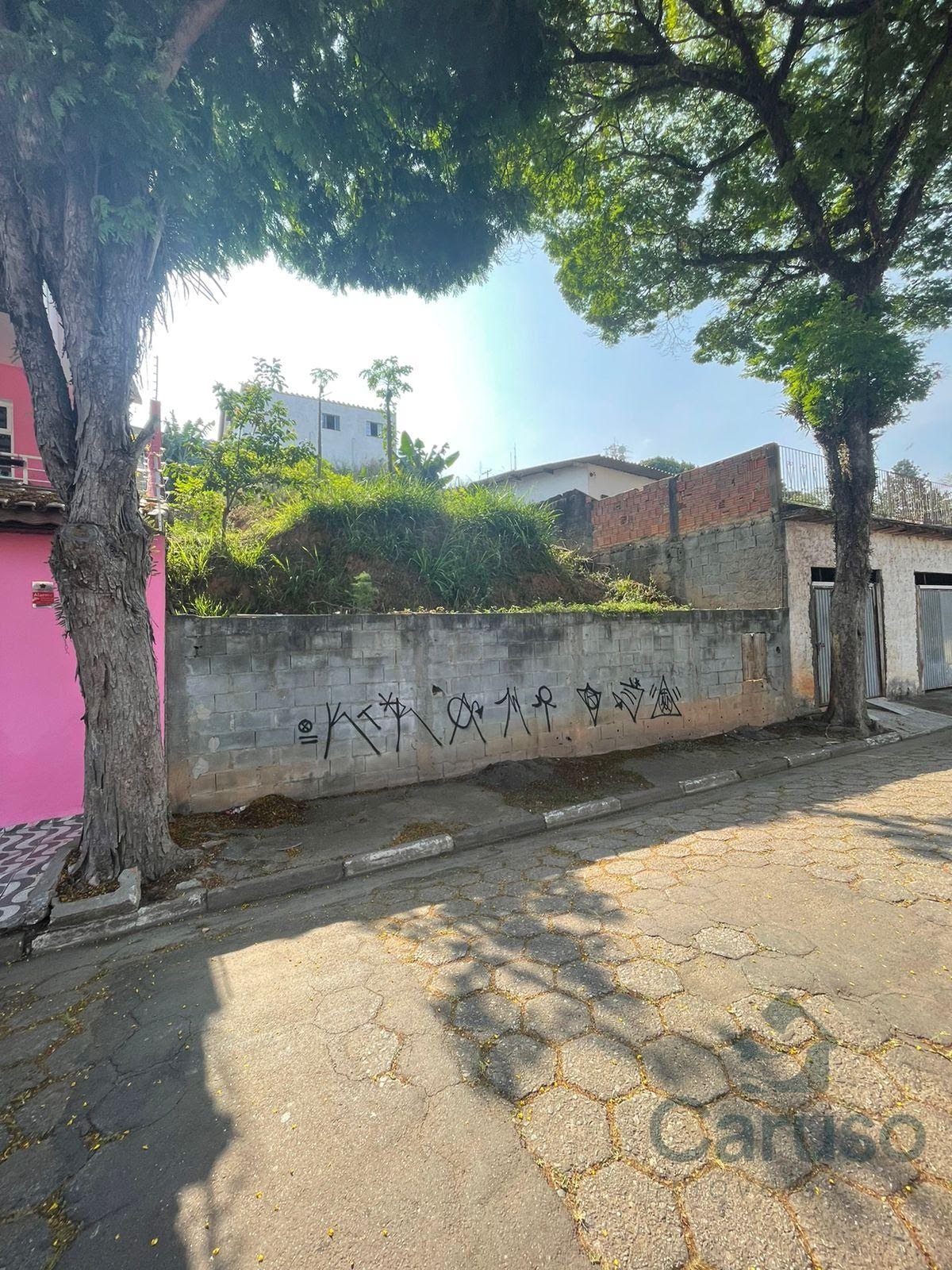 Terreno à venda com 300m² de terreno no Jardim Rincão, Arujá (SP) — foto 3 de 3