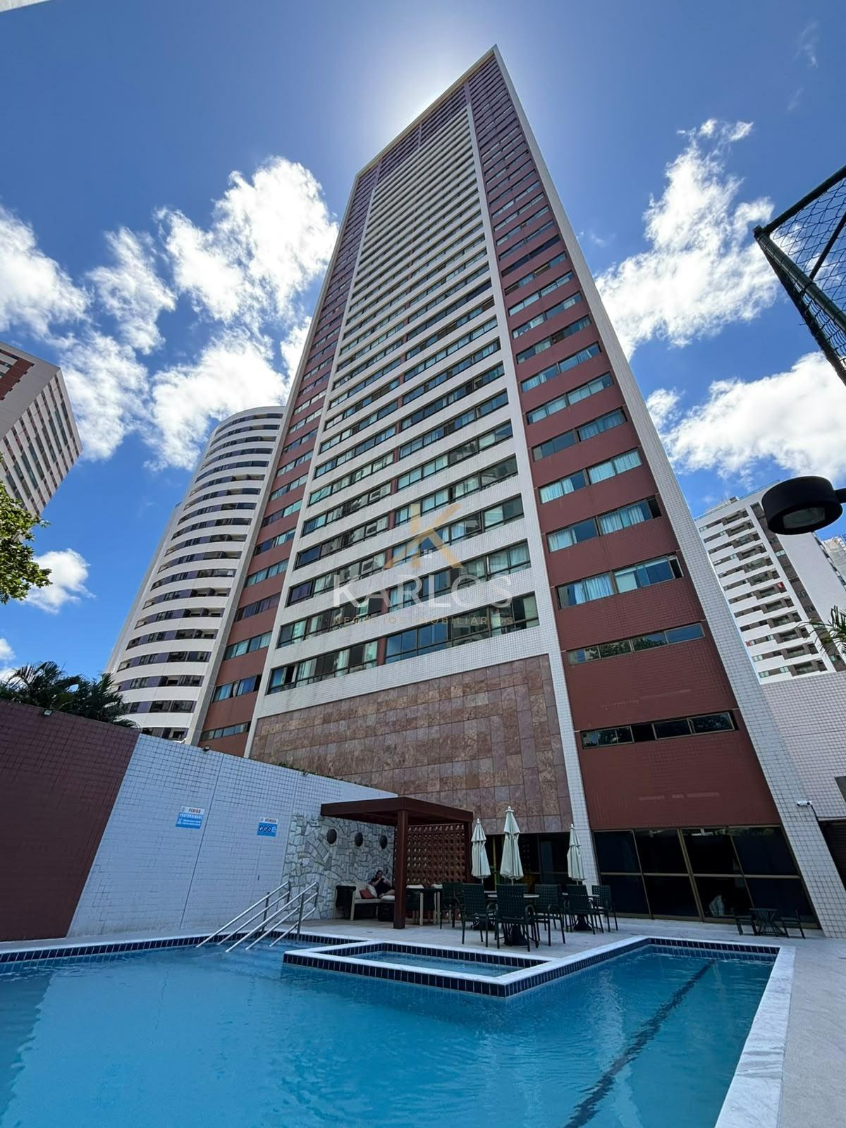 Apartamento à venda com 3 quartos, 1 banheiro, 2 vagas e 129m² no Rosarinho, Recife — foto principal