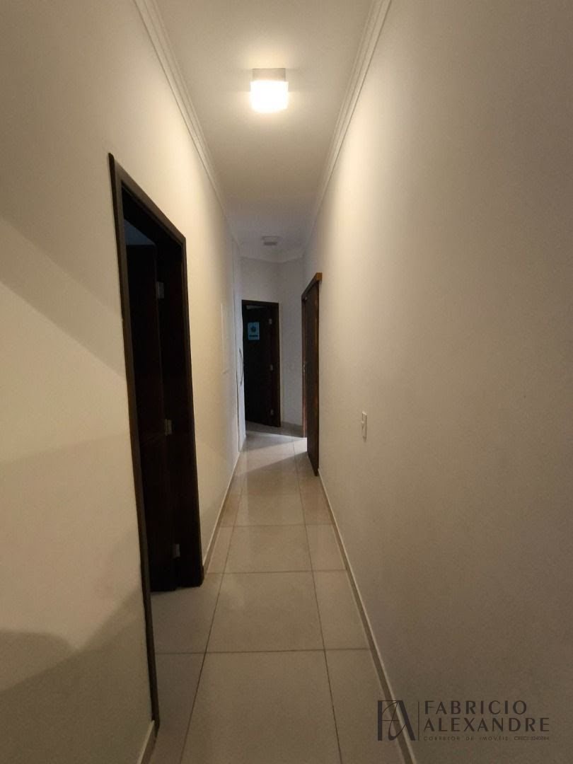 Casa à venda com 3 quartos, 3 suítes, 4 vagas e 224m² no Gaivota I, São José do Rio Preto (SP) — foto 7 de 19