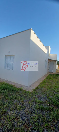 Casa em Jardim Fernanda  -  Registro