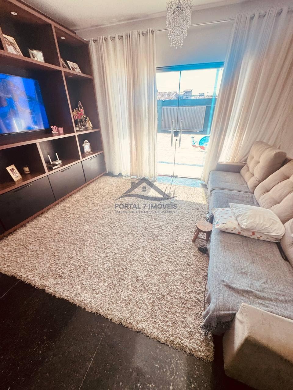 Casa à venda com 3 quartos, 2 suítes, 4 vagas e 360m² no Iporanga, Sete Lagoas (MG) — foto 8 de 27