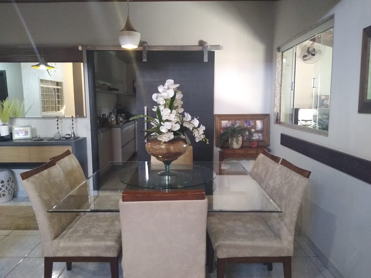 Casa à venda com 2 quartos, 2 banheiros, 3 vagas e 200m² no Jardim Planalto, Três Lagoas — foto principal