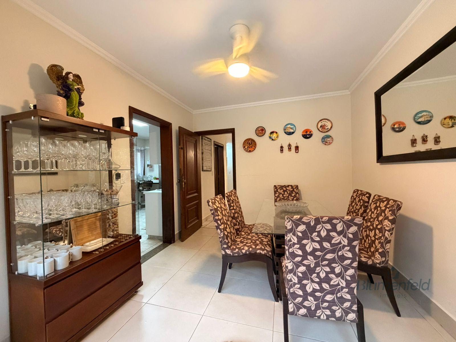Casa para alugar com 3 quartos, 3 suítes, 6 vagas e 250m² no Condomínio Arujazinho IV, Arujá (SP) — foto 13 de 30