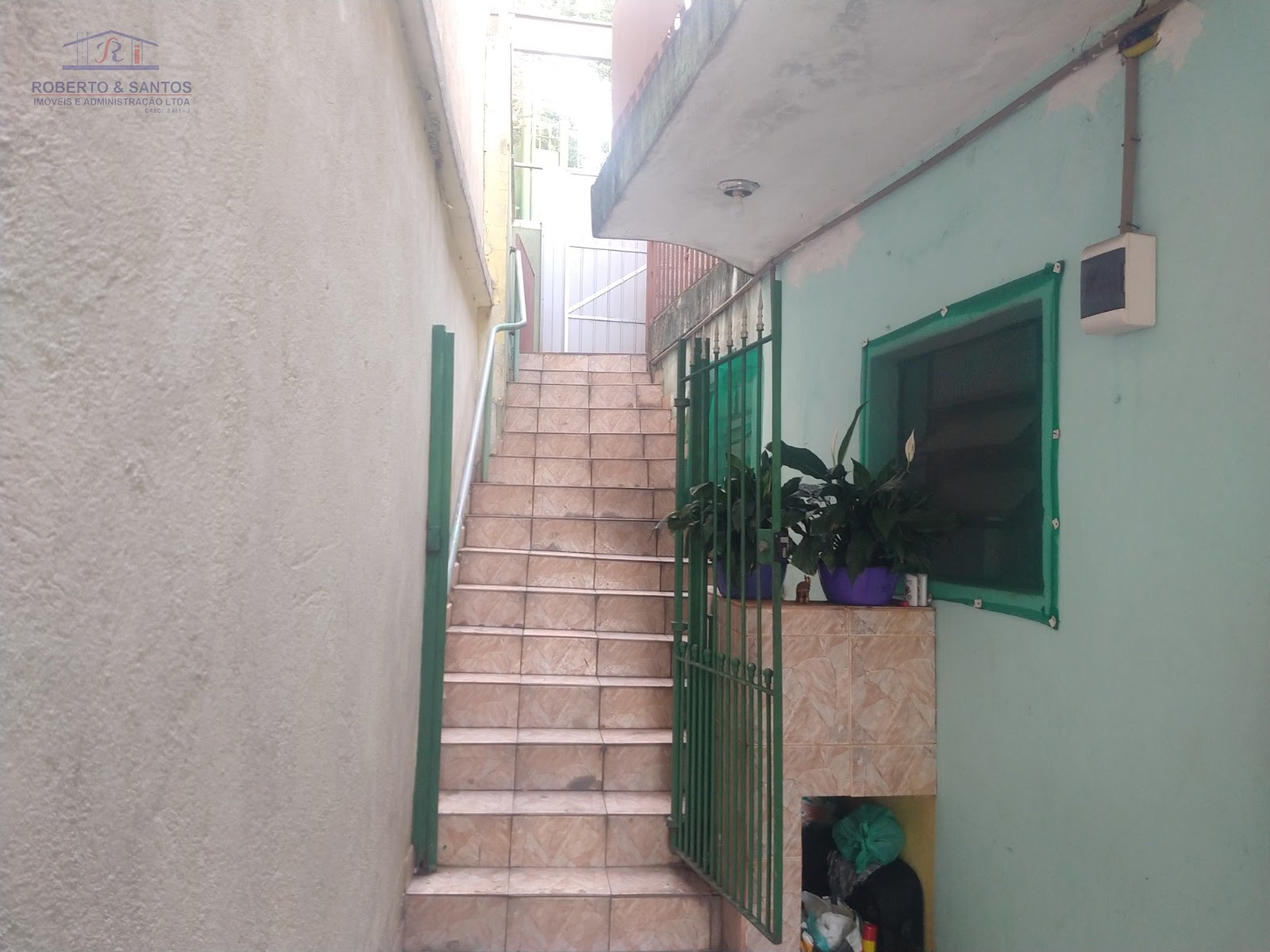 Escadas de acesso