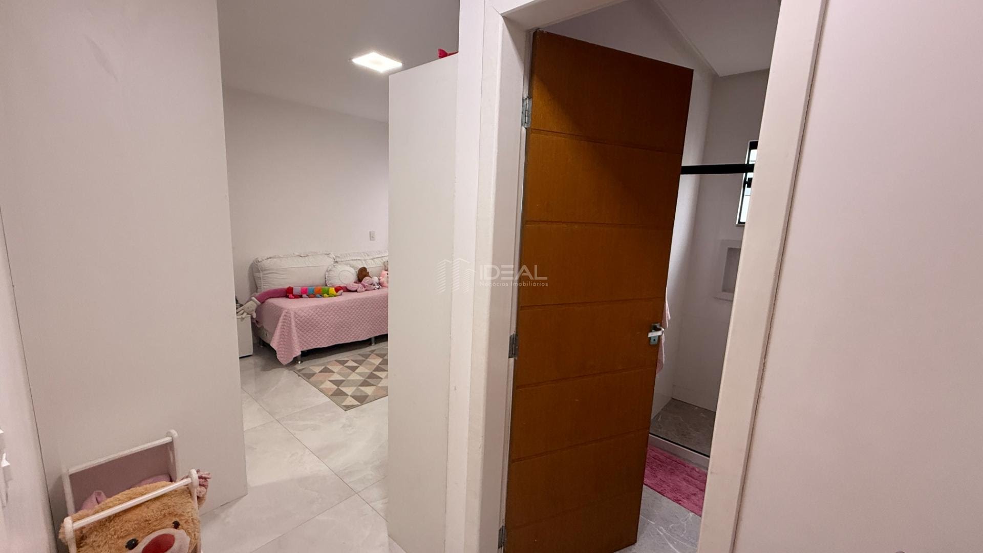 Casa à venda com 5 quartos, 5 suítes, 4 vagas e 400m² no Parque Rodoviario, Campos dos Goytacazes (RJ) — foto 25 de 30