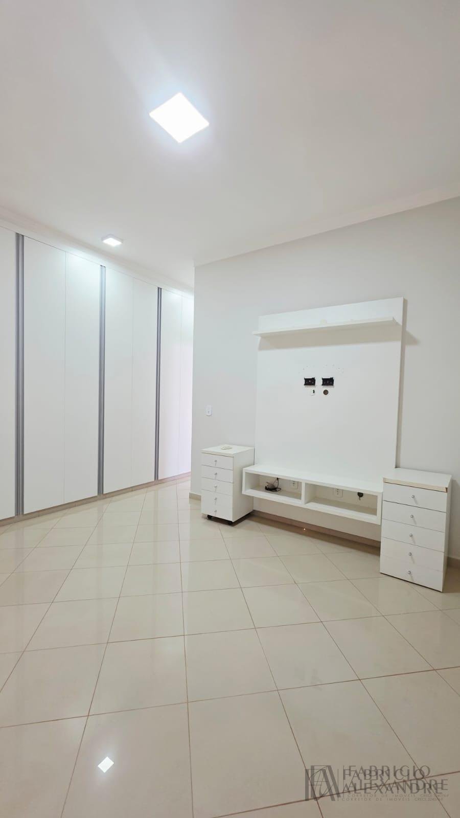 Casa à venda com 3 quartos, 3 suítes, 4 vagas e 250m² no Parque Residencial Damha, São José do Rio Preto (SP) — foto 27 de 30