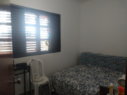 Dormitório 01