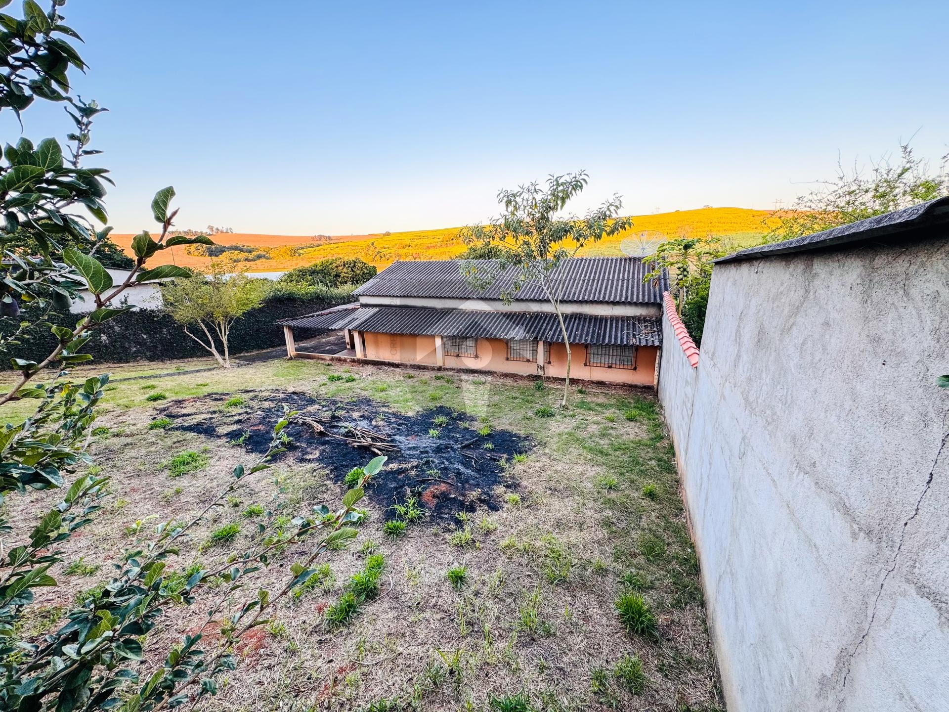 Chácara, 4 quartos, 1200 m² - Foto 3