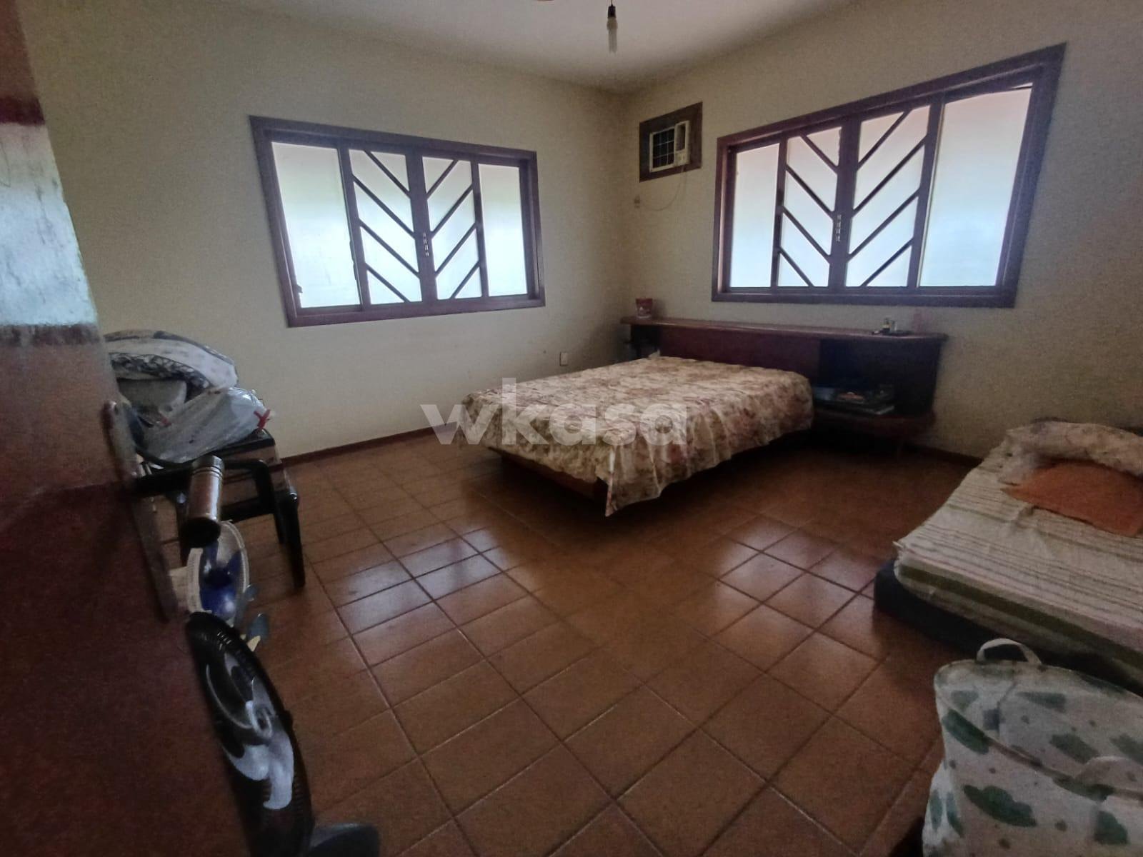 Casa à venda com 4 quartos, 1 suíte, 20 vagas e 404m² no Serra Sede, Serra (ES) — foto 11 de 15