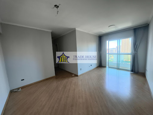 Apartamento em Vila Gumercindo  -  São Paulo