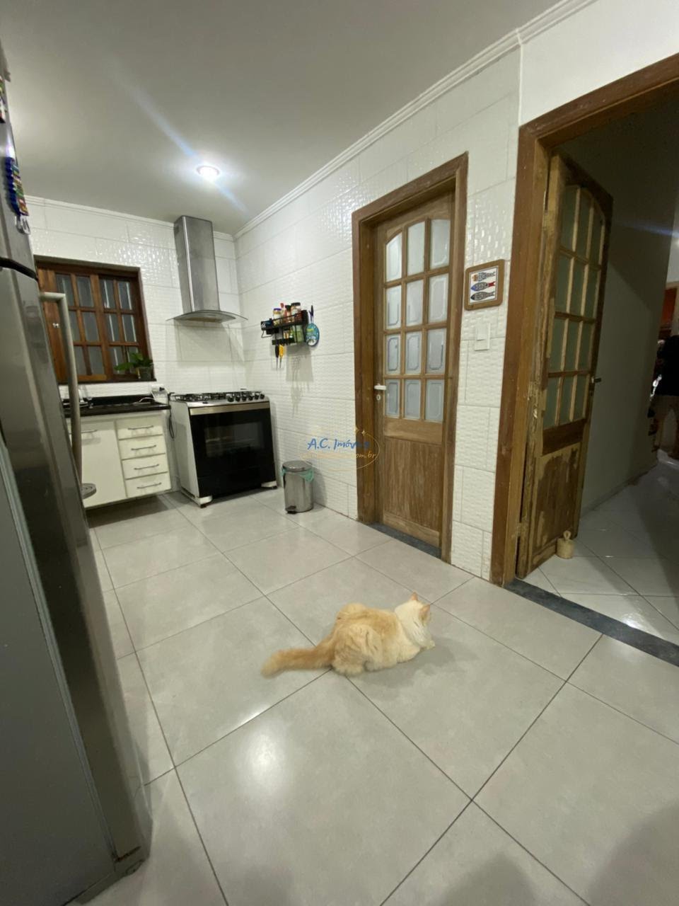 Casa à venda com 4 quartos, 1 suíte, 3 vagas e 220m² no Vila Caiçara, Praia Grande (SP) — foto 8 de 30