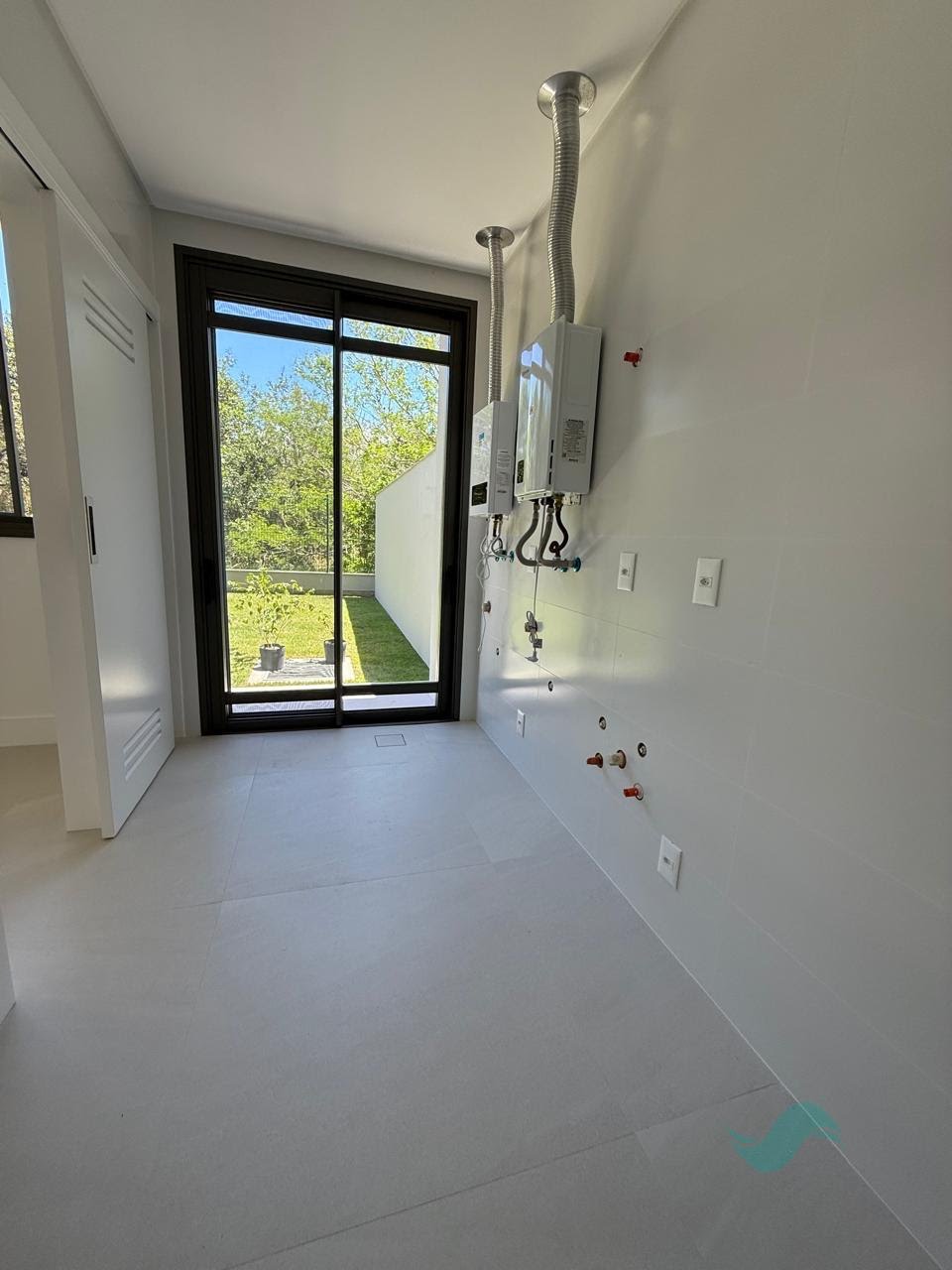 Apartamento à venda com 3 quartos, 3 suítes, 3 vagas e 240m² no Jurerê Internacional, Florianópolis (SC) — foto 9 de 18