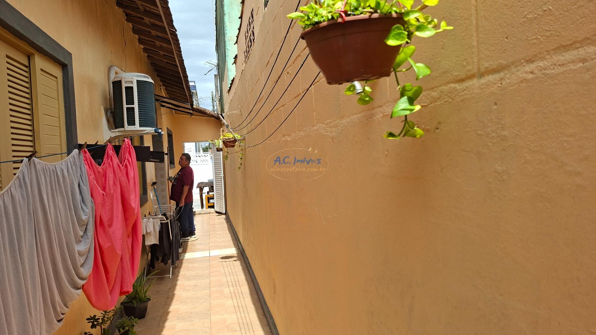 Casa à venda com 2 quartos, 1 suíte, 2 vagas e 143m² no Vila Tupi, Praia Grande (SP) — foto 17 de 26