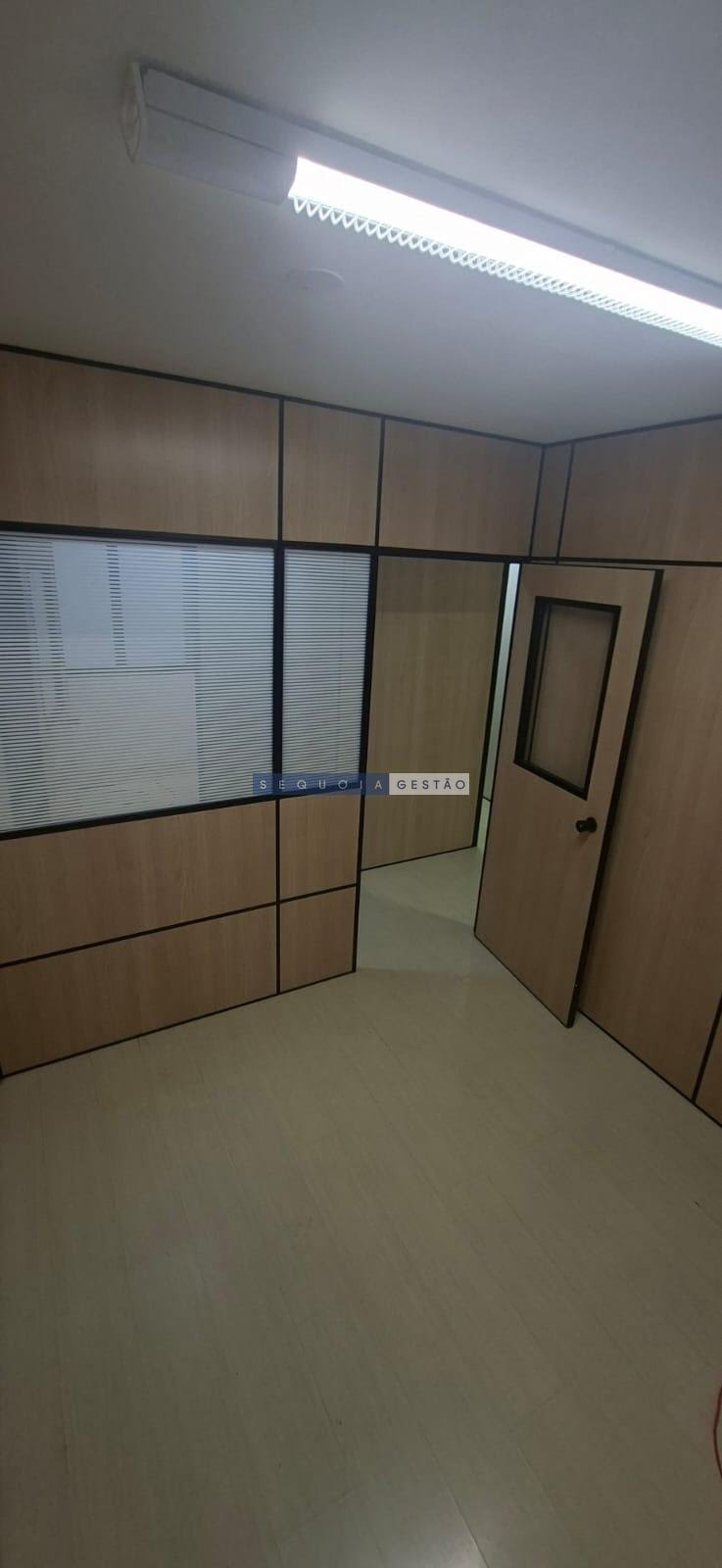 Comercial à venda com 2 banheiros, 1 vaga e 83m² no Batel, Curitiba (PR) — foto 10 de 27