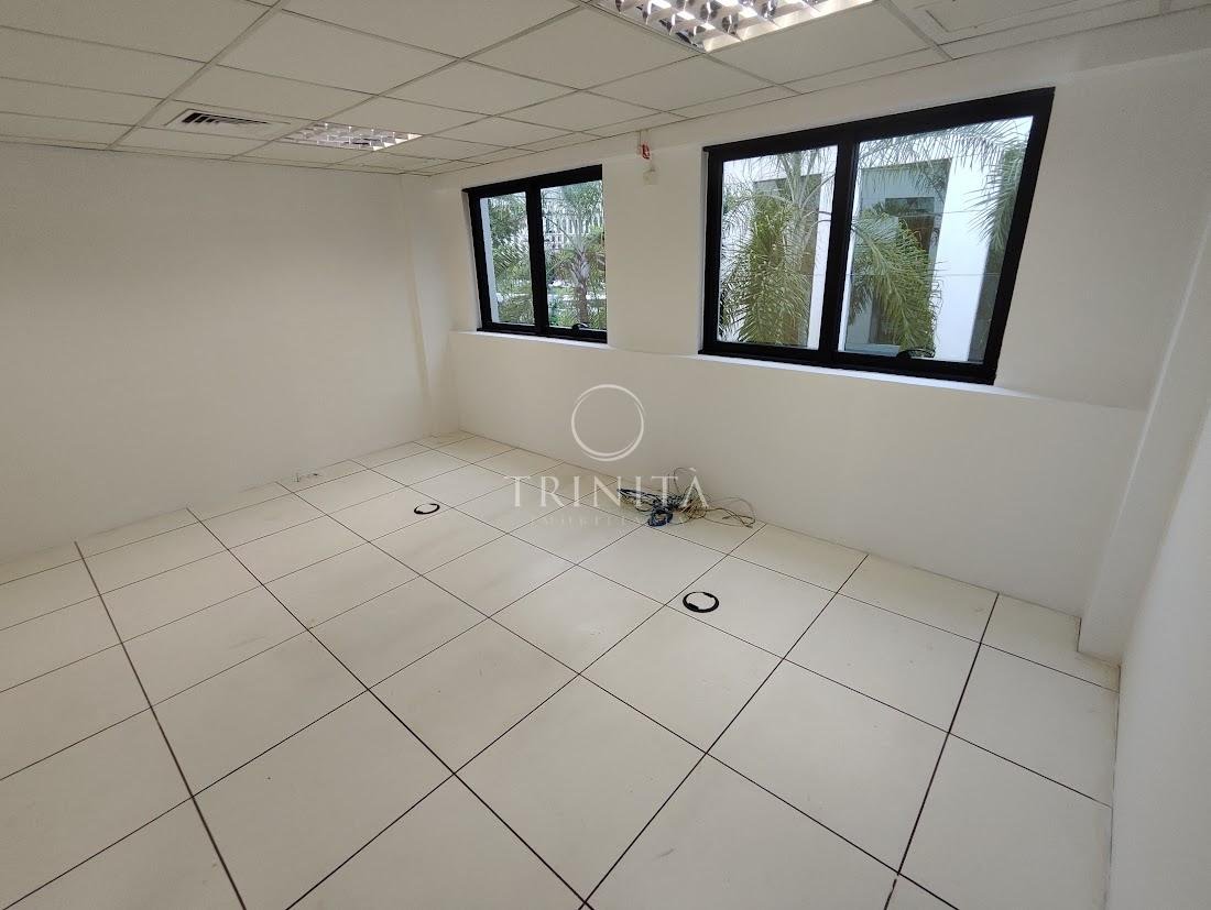 sala-trinitaimobiliaria-barrabusinesscenter