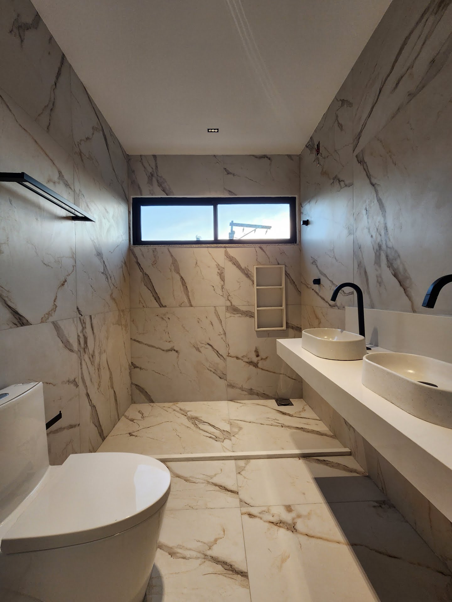 Casa à venda com 4 quartos, 3 suítes, 2 vagas e 402m² no Sim, Feira de Santana (BA) — foto 20 de 23