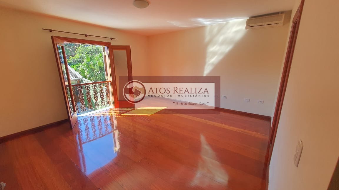 Casa à venda com 5 quartos, 4 suítes, 7 vagas e 500m² no Interlagos, São Paulo (SP) — foto 3 de 24