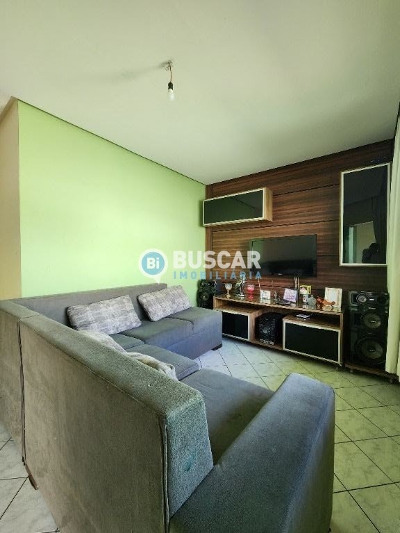 Casa à venda com 3 quartos, 1 suíte, 2 vagas e 250m² no Conceição, Feira de Santana (BA) — foto 3 de 13
