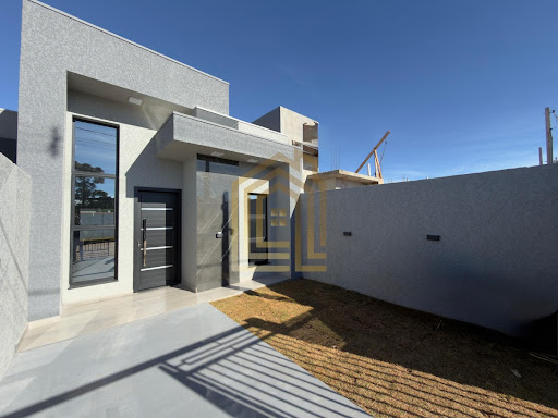 Casa à Venda no bairro Madrid, Cascavel | 2 Dormitórios