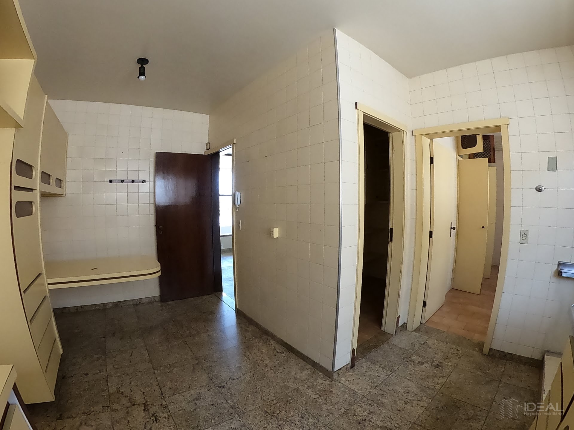 Apartamento à venda com 4 quartos, 1 suíte, 2 vagas e 270m² no Centro, Campos dos Goytacazes (RJ) — foto 8 de 30
