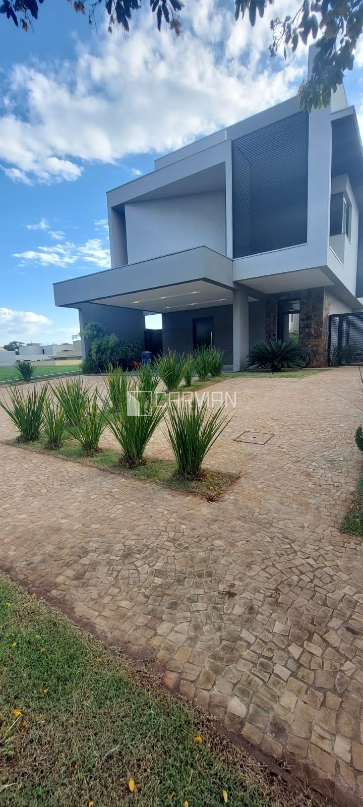 Casa à venda com 3 quartos, 3 suítes, 4 vagas e 360m² no Residencial Alto do Castelo, Ribeirão Preto (SP) — foto 5 de 29